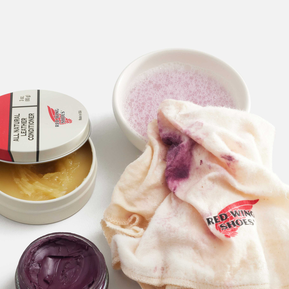 97195 - BOOT CARE CLOTHS