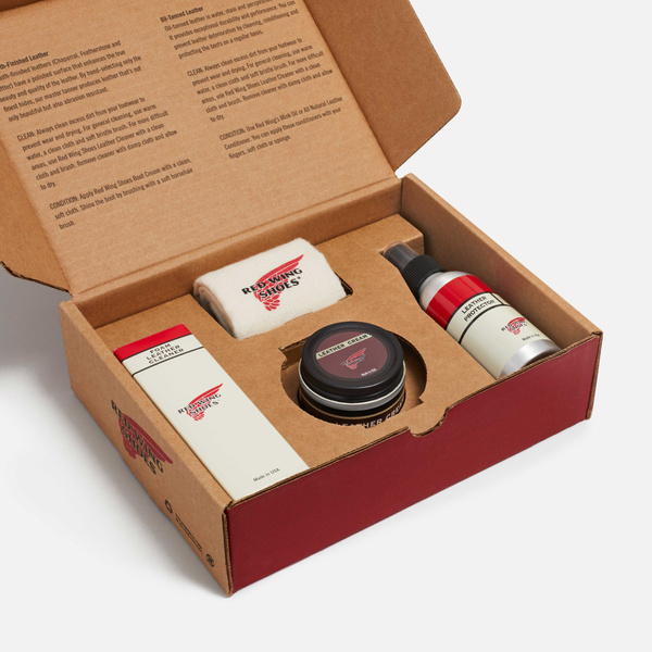 98031 - SMOOTH-FINISHED LEATHER CARE KIT