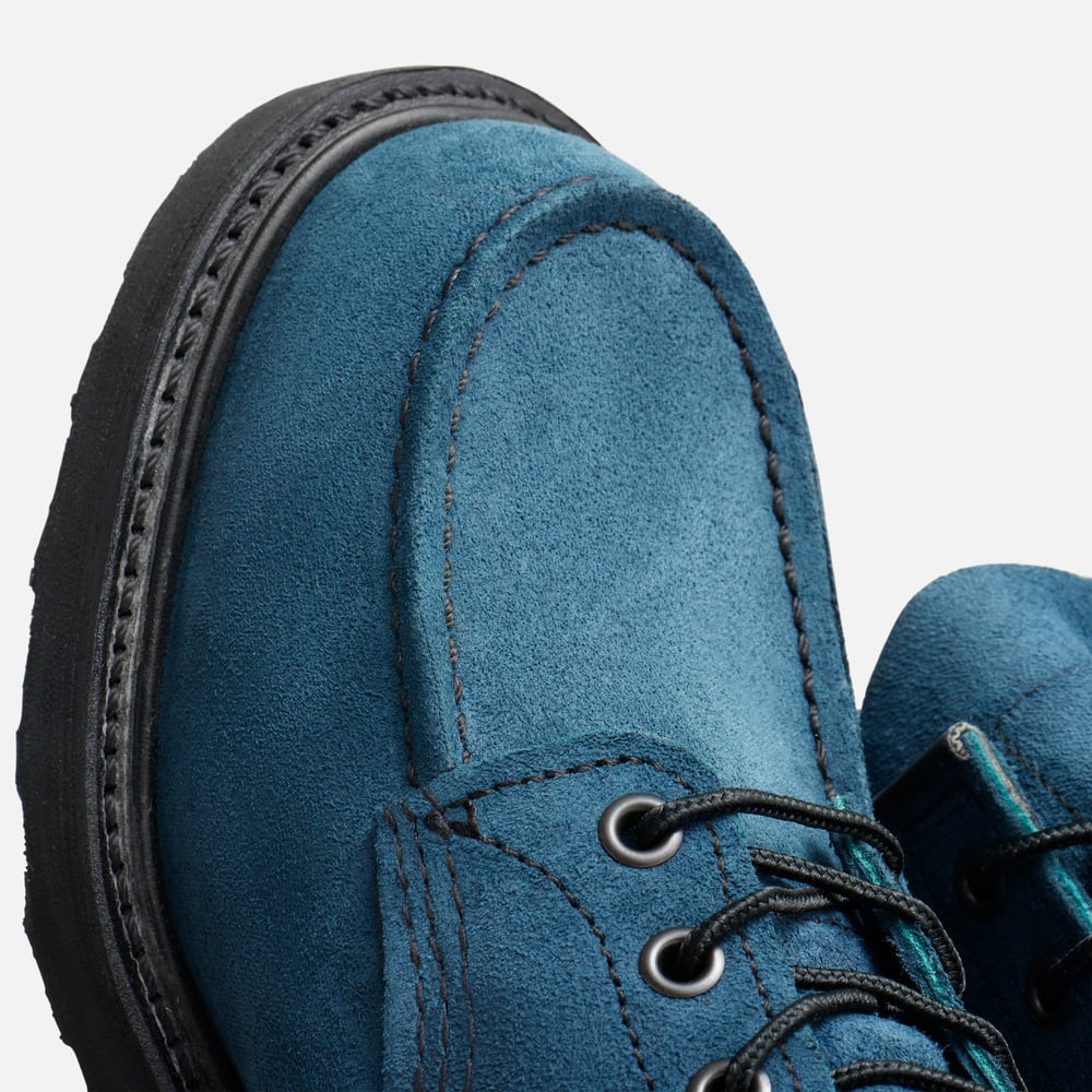 8809 - CLASSIC MOC®