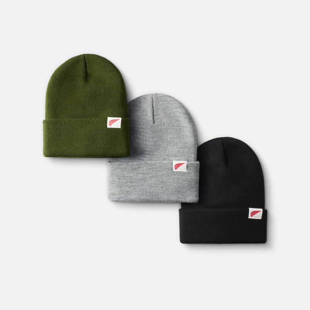 98059 - LOGO KNIT BEANIE HAT
